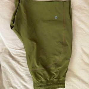 Men’s Lululemon 7” Shorts